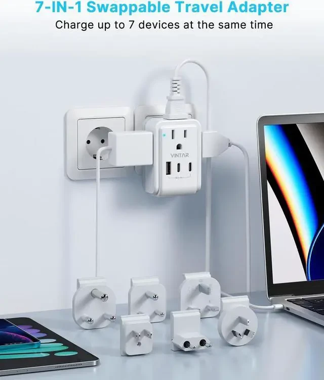 Generic Travel Adapter thumbnail 4