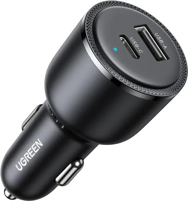 UGREEN 63W 2-Port Fast Car Charger thumbnail 2