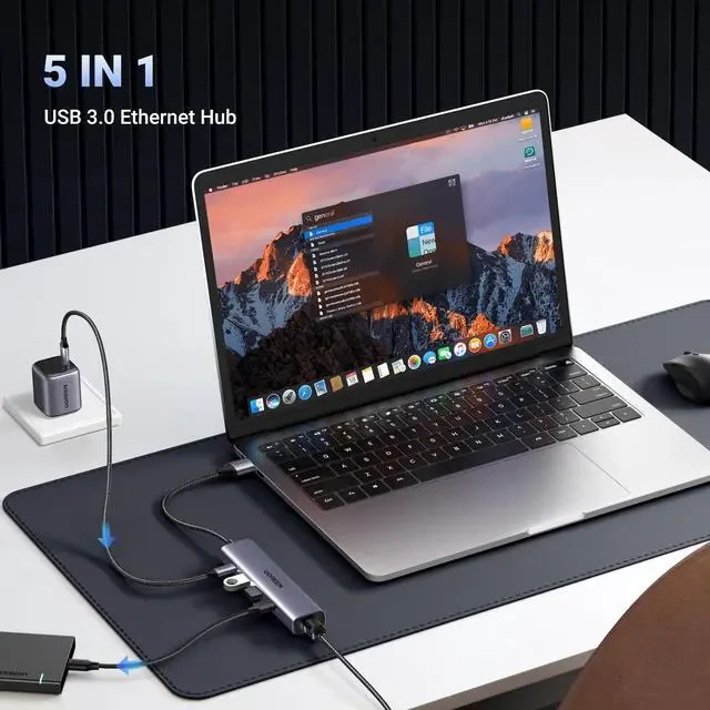 UGREEN 13-in-1 USB-C Multifunction Adapter thumbnail 2